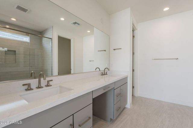 17160 W MONTPELIER Street, Surprise, AZ 85388