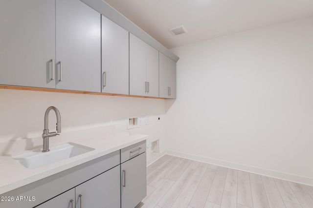 17160 W MONTPELIER Street, Surprise, AZ 85388