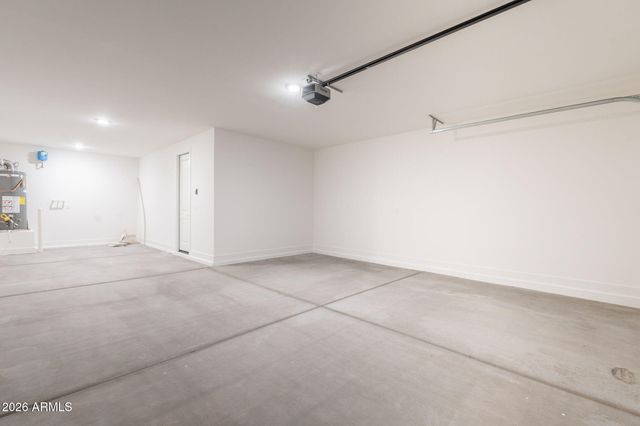 17160 W MONTPELIER Street, Surprise, AZ 85388