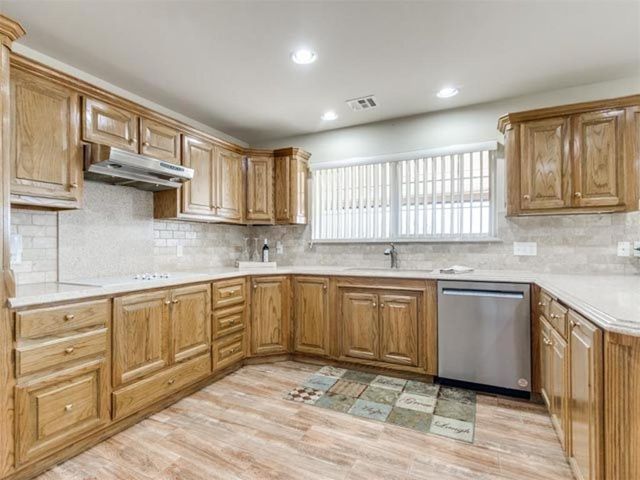 511 Broadway Street, Guthrie, OK 73044