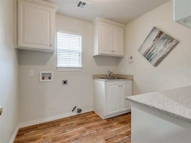 511 Broadway Street, Guthrie, OK 73044