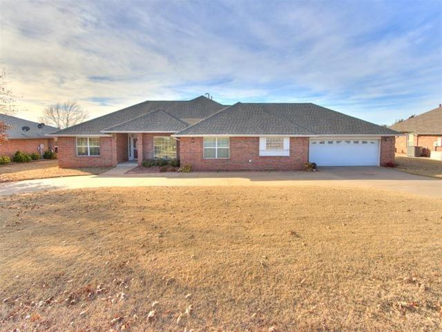 511 Broadway Street, Guthrie, OK 73044