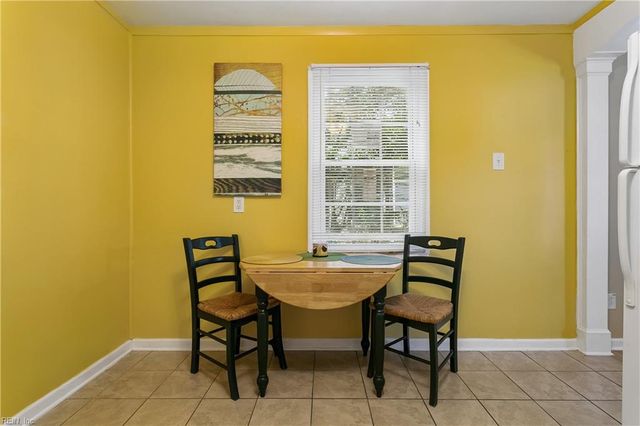 650 Grimes RD, Hampton, VA 23663