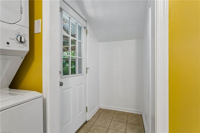650 Grimes RD, Hampton, VA 23663