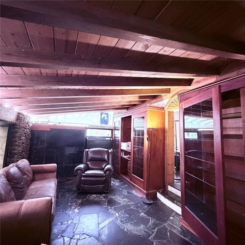 732 NW 43rd Ct, Oakland Park, FL 33309