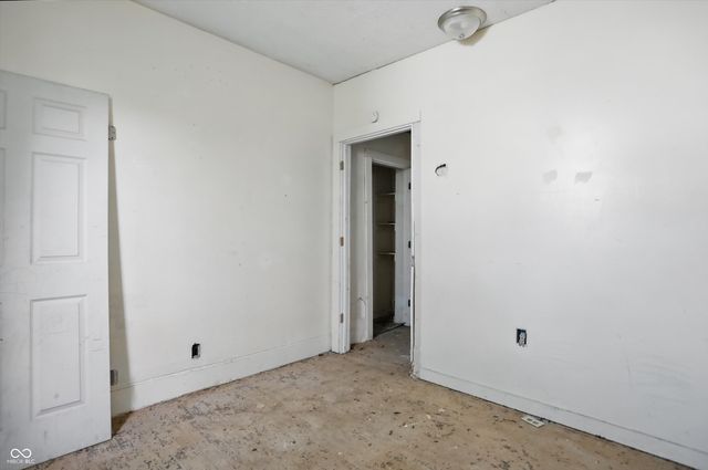 1910 Locust Street, Terre Haute, IN 47807