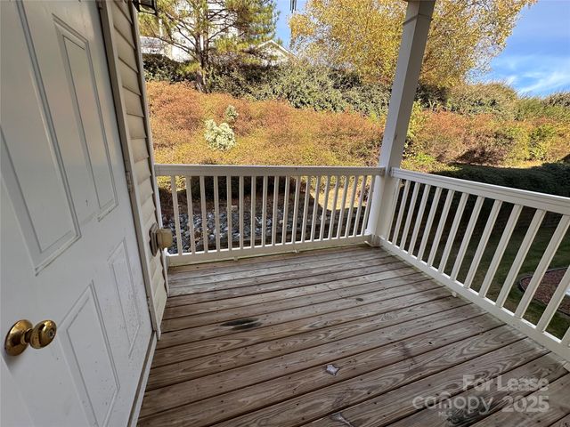 9849 Hyde Glen Court, Charlotte, NC 28262