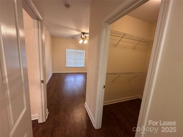 9849 Hyde Glen Court, Charlotte, NC 28262