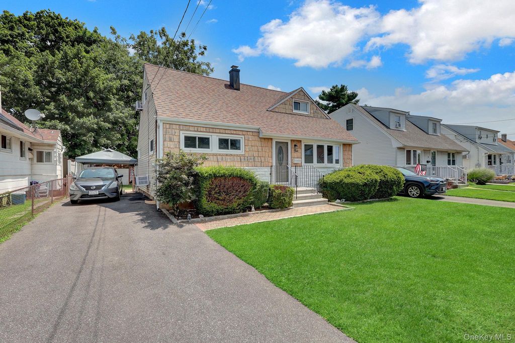 1 Prince Street, Hicksville, NY 11801 — photo 2