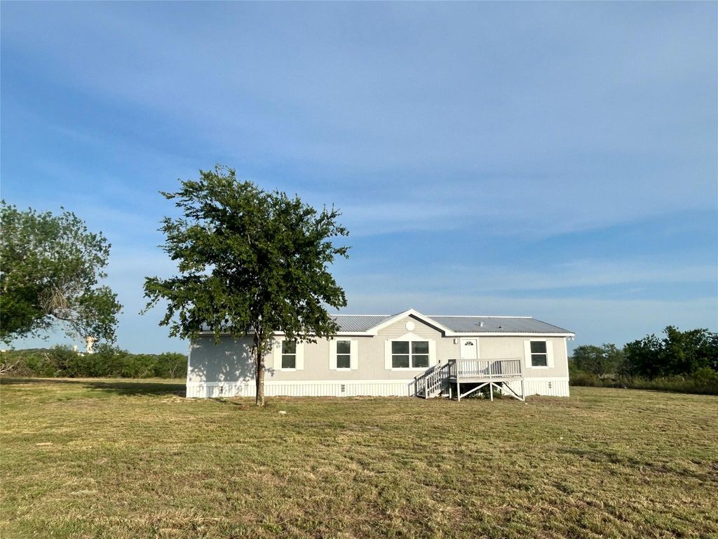 107 Appaloosa DR, Kyle, TX 78640