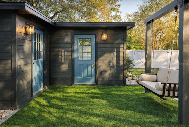 6704 N 11TH STREET, Tampa, FL 33604