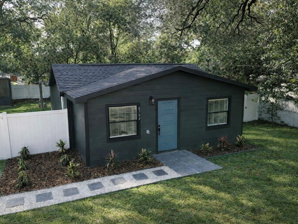 6704 N 11TH STREET, Tampa, FL 33604