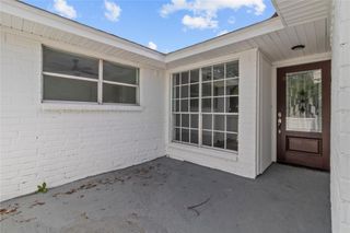 501 Valley Brook Drive, La Porte, TX 77571