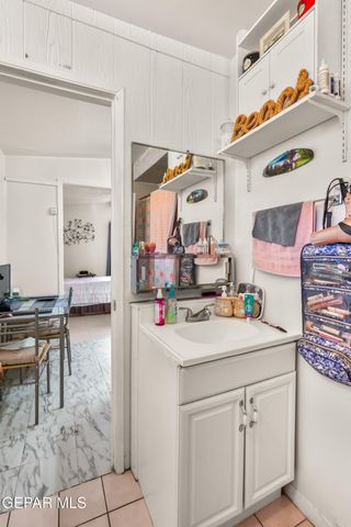 7163 Lavern A-C, El Paso, TX 79915