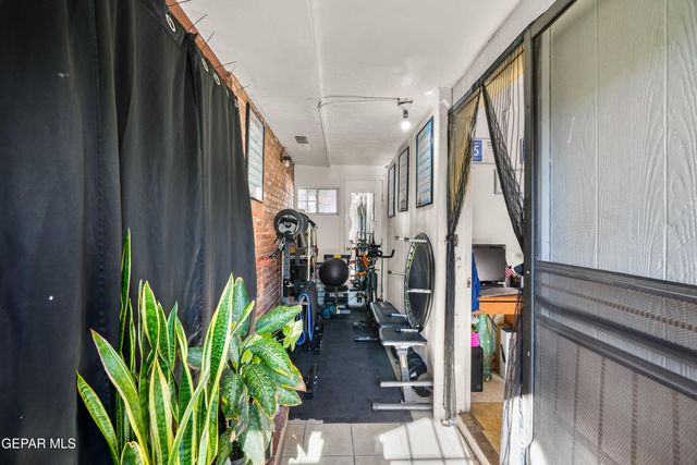 7163 Lavern A-C, El Paso, TX 79915