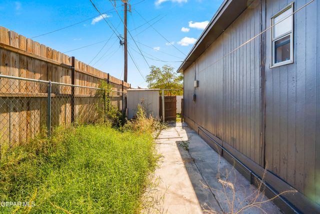 7163 Lavern A-C, El Paso, TX 79915