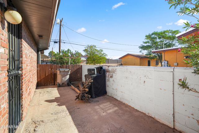 7163 Lavern A-C, El Paso, TX 79915
