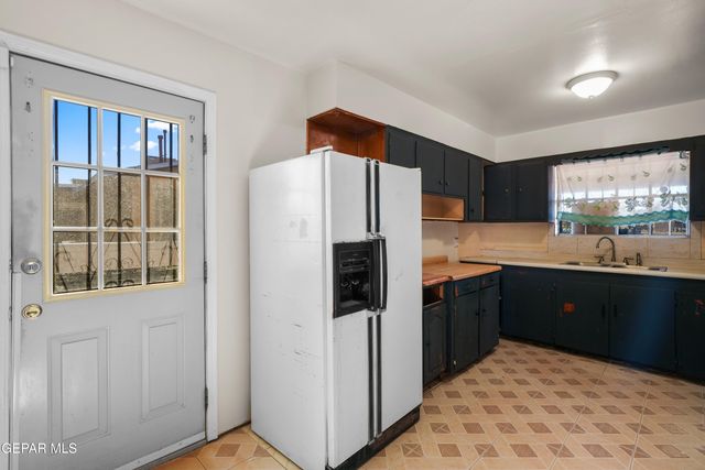 7163 Lavern A-C, El Paso, TX 79915