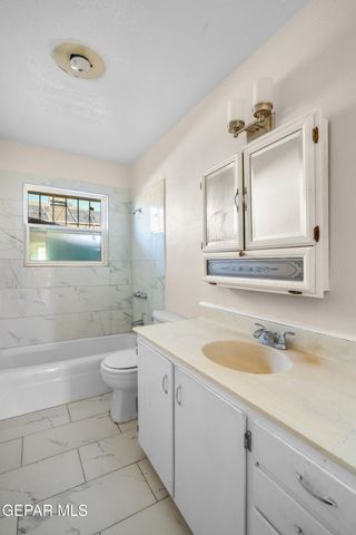 7163 Lavern A-C, El Paso, TX 79915