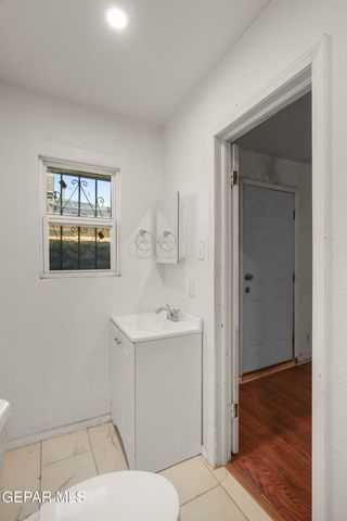 7163 Lavern A-C, El Paso, TX 79915