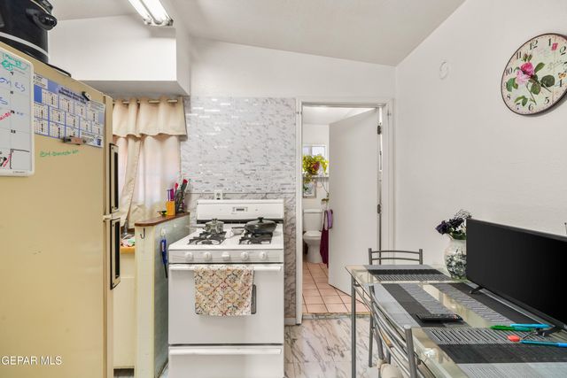 7163 Lavern A-C, El Paso, TX 79915