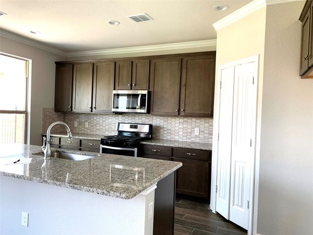 515 Long Prairie Drive, Royse City, TX 75189