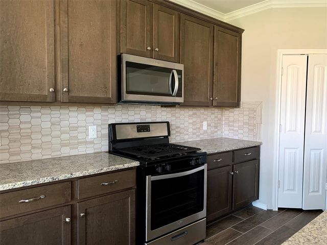 515 Long Prairie Drive, Royse City, TX 75189