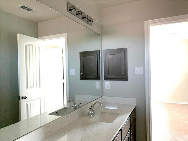 515 Long Prairie Drive, Royse City, TX 75189