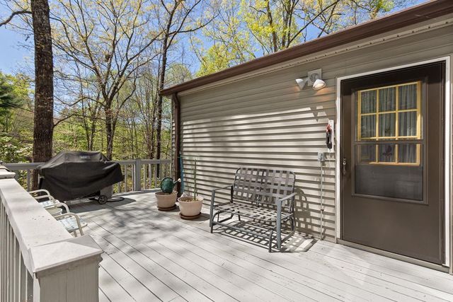 1240 Village Road, Murphy, NC 28906