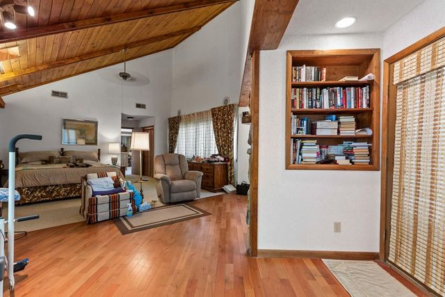 1240 Village Road, Murphy, NC 28906