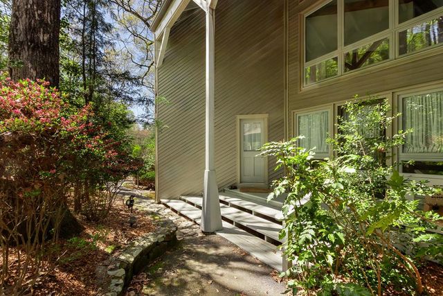 1240 Village Road, Murphy, NC 28906