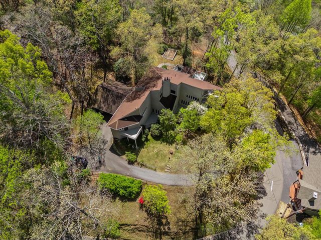 1240 Village Road, Murphy, NC 28906