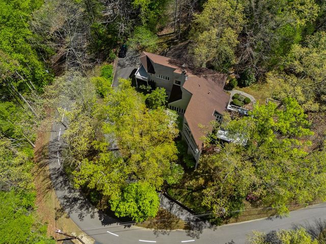 1240 Village Road, Murphy, NC 28906