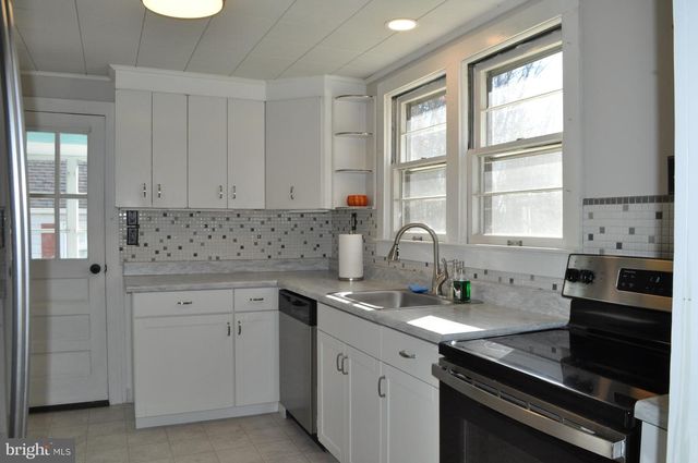 5952 SUMMIT BRIDGE RD, Townsend, DE 19734