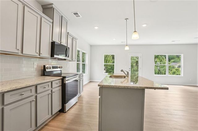 314 Cedar Wood Trace, Winder, GA 30680