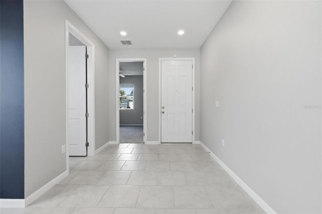 1037 RIVER OTTER WAY, Deland, FL 32720