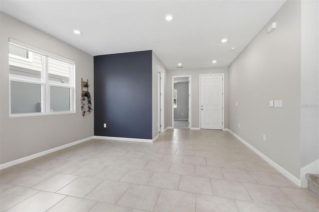 1037 RIVER OTTER WAY, Deland, FL 32720