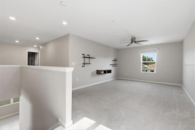 1037 RIVER OTTER WAY, Deland, FL 32720