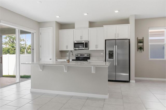1037 RIVER OTTER WAY, Deland, FL 32720