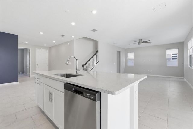 1037 RIVER OTTER WAY, Deland, FL 32720