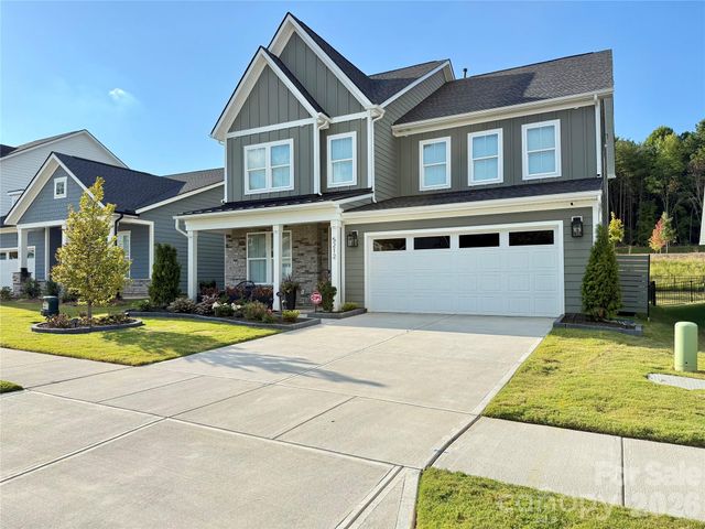5212 Glenwalk Drive, Charlotte, NC 28269