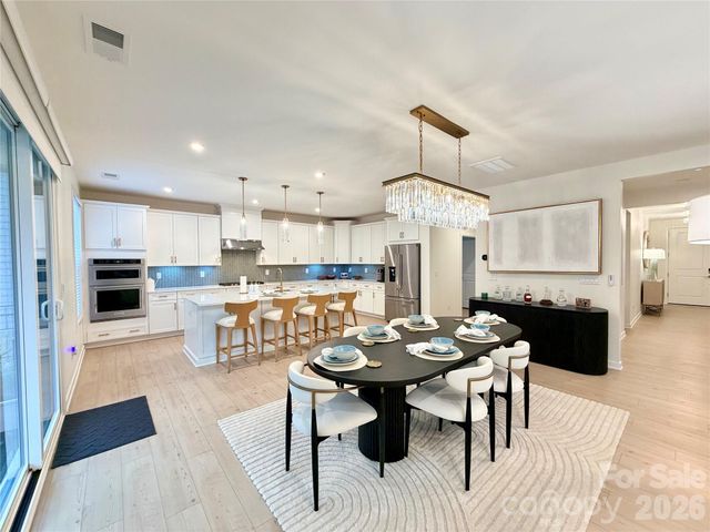 5212 Glenwalk Drive, Charlotte, NC 28269