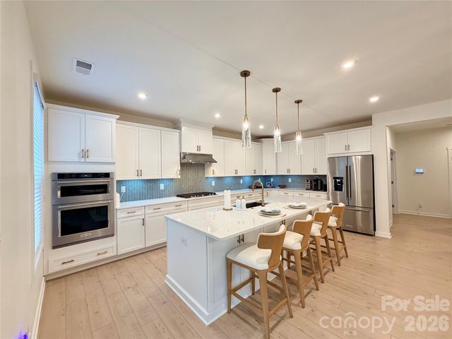 5212 Glenwalk Drive, Charlotte, NC 28269