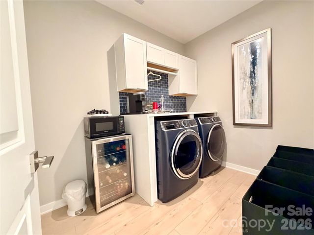 5212 Glenwalk Drive, Charlotte, NC 28269