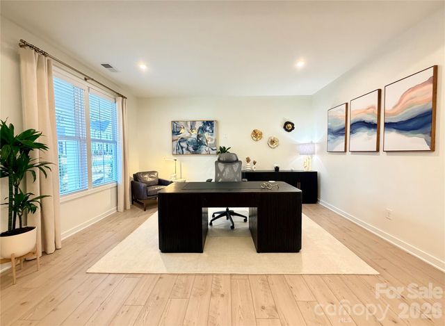 5212 Glenwalk Drive, Charlotte, NC 28269