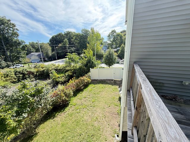 2 Burncoat Hts, Worcester, MA 01606