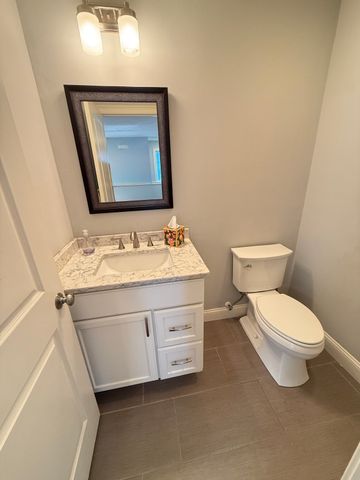 2 Burncoat Hts, Worcester, MA 01606