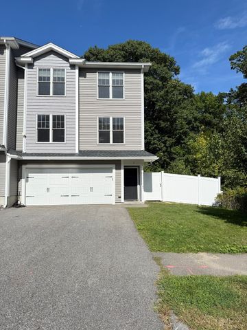 2 Burncoat Hts, Worcester, MA 01606