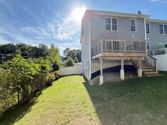 2 Burncoat Hts, Worcester, MA 01606