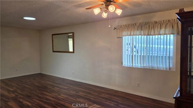 19340 Oak Crossing, Newhall, CA 91321